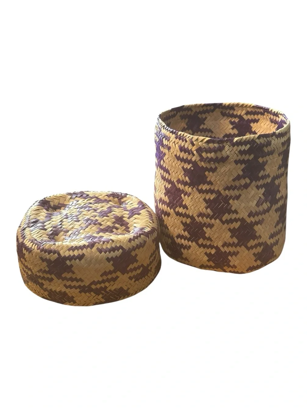 GlobeIn Handwoven Basket w Lid Emilia Garcia Martinez Oaxaca Mexico Purple